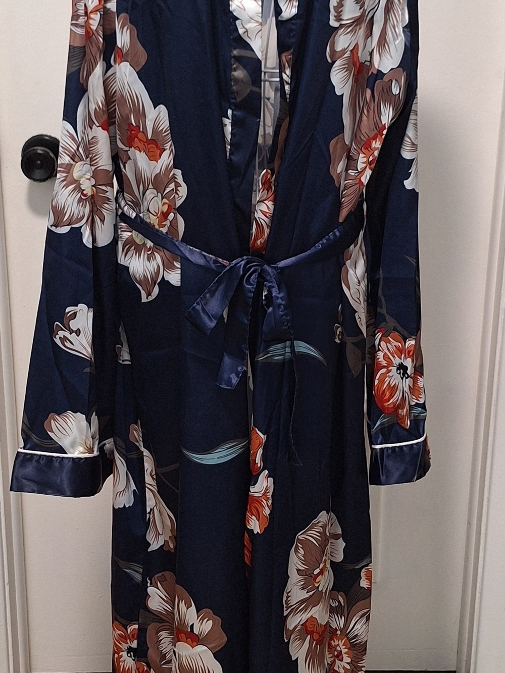 Satin Kimono Belted Women's Robe Navy Blue With Beige And Brown Flowers Silky XL - Picture 2 of 9